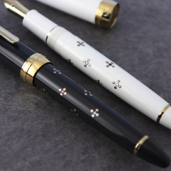 Sailor 1911 Classic KO - Floret Füllfederhalter – Kunstvolle Maki-e-Details